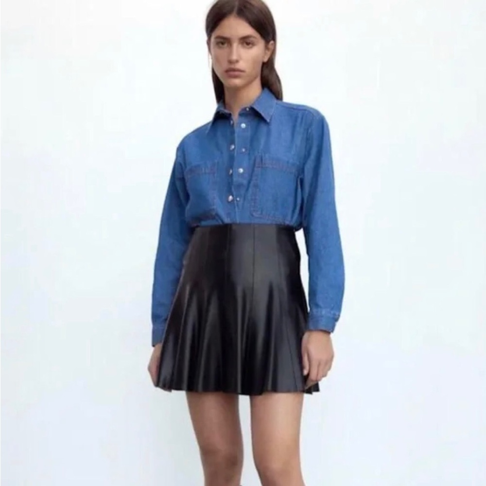 ZARA Vegan Leather Skirt M